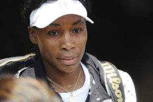 Venus_Williams_at_the_2009_Wimbledon_Championships_01